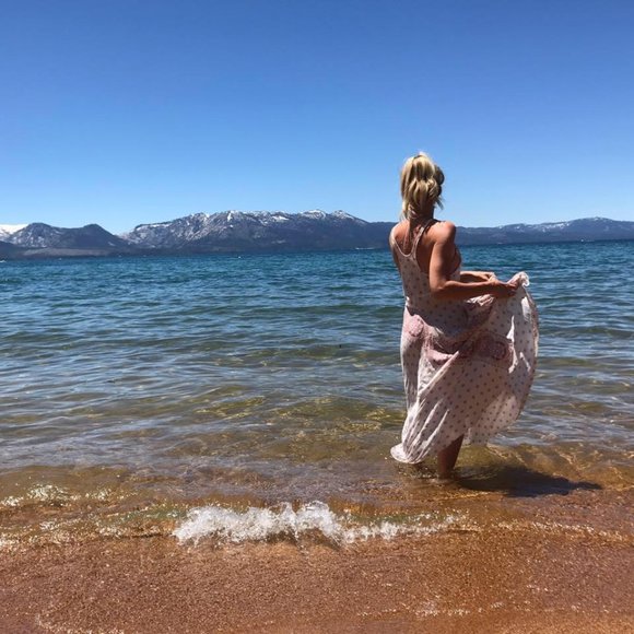 Meet your Posher, Brooke - Picture 2 of 4